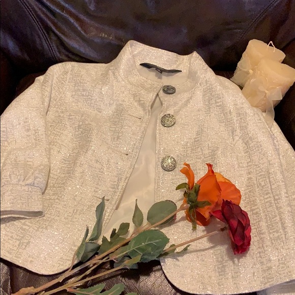 Coats - Picture 4 of 4